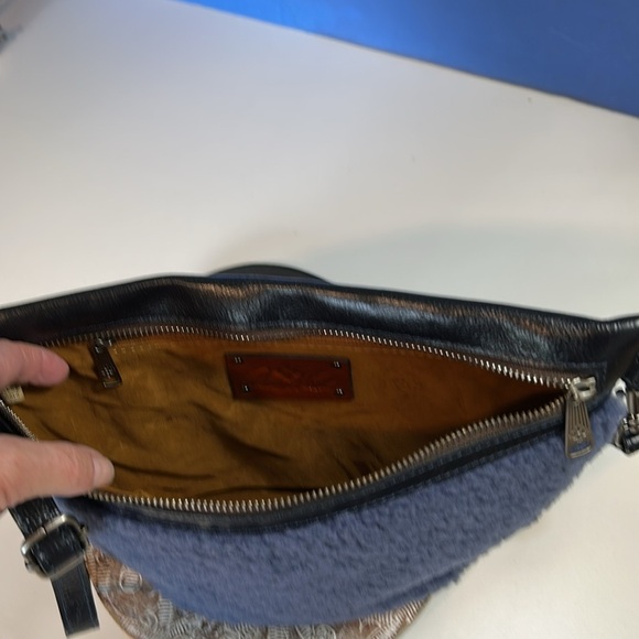 PATRICIA NASH BLUE/BLACK TRNCHI BELT BAG SHERPA AND LEATHER BAG - Picture 5 of 10